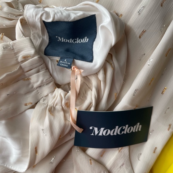 ModCloth Illuminated Elegance Chiffon Maxi Dress - Picture 5 of 5